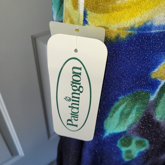 Womens sweater/ shaw - Picture 4 of 4